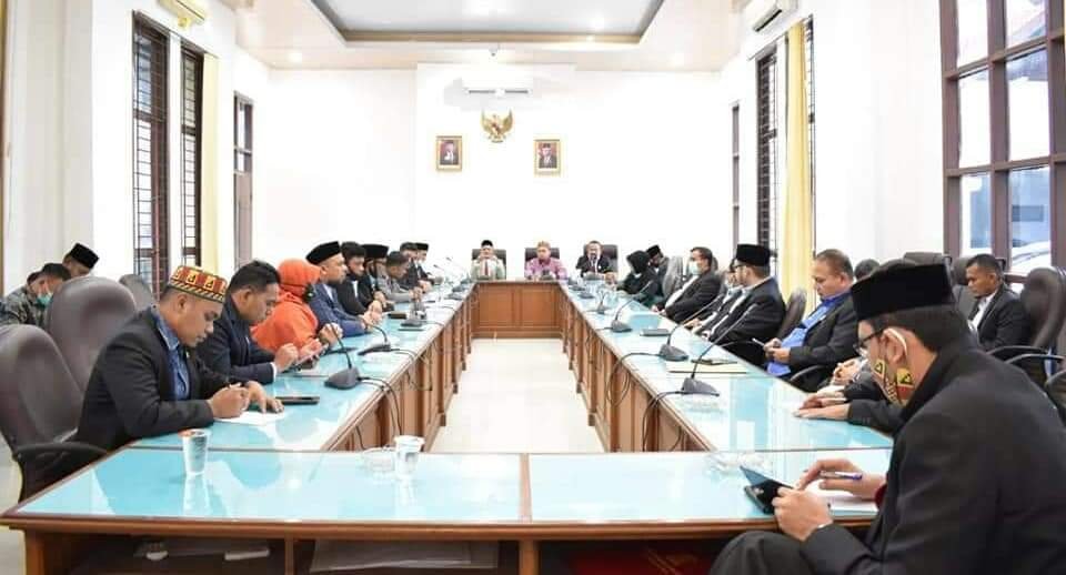 DPRK Aceh Besar Sahkan Raqan APBK Tahun 2021