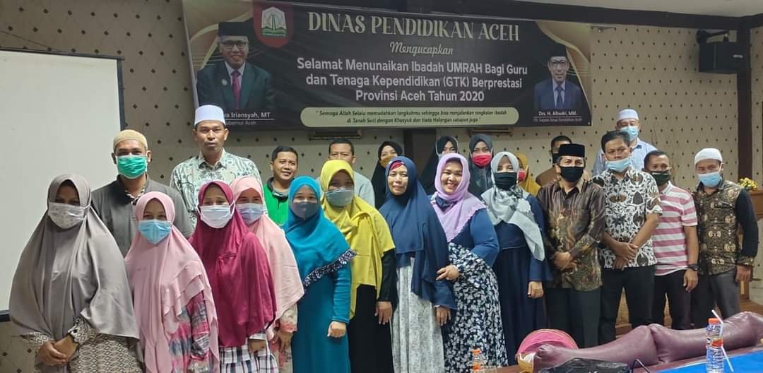 Disdik Aceh Berangkatkan Jamaah Umrah GTK Berprestasi Tahun 2020