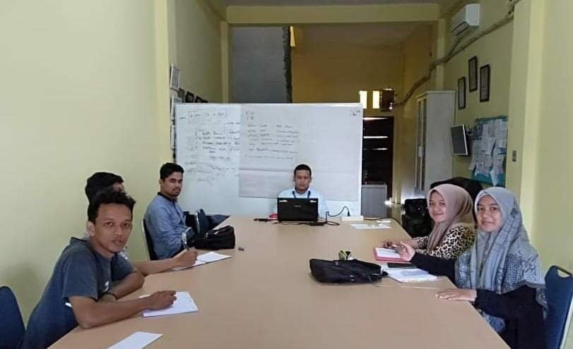 Abu Teuming Isi Workshop Jurnalistik pada MRI Aceh Besar