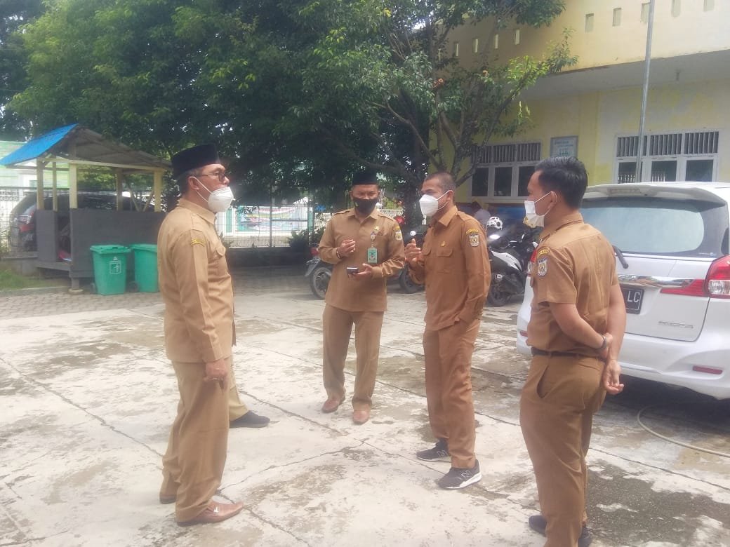 Disdikbud Kota Banda Aceh Pantau Hari Pertama Sekolah Disdikbud Kota Banda Aceh Pantau Hari Pertama Sekolah