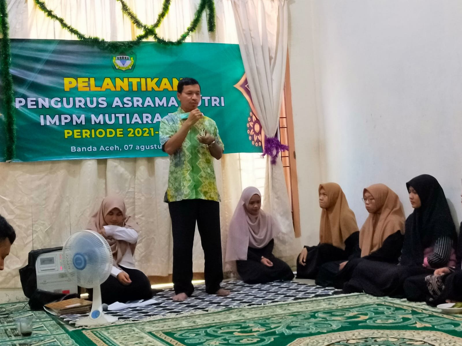 Hadir di Pelantikan Pengurus Asrama Putri IMPM, Farid Harap Pengurus Mampu Menjadi Pribadi yang Organisatoris