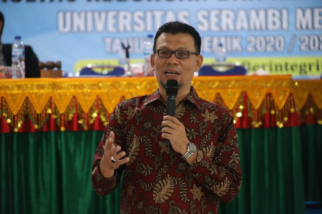 Musriadi Beri Motivasi Yudisium Sarjana FKIP Universitas Serambi Mekkah