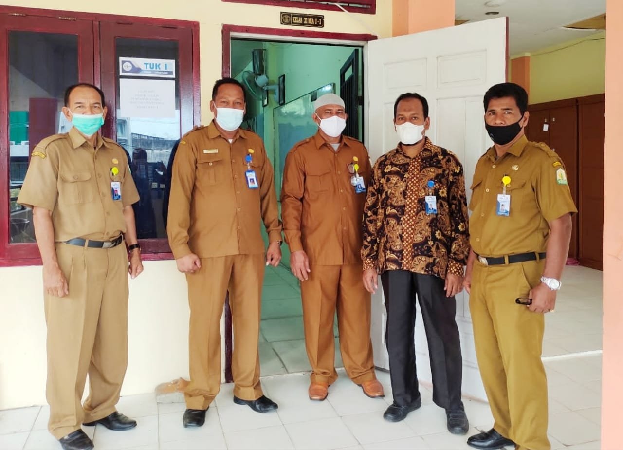 Kacabdisdik Aceh Selatan Tinjau Pelaksanaan Tes PPPK