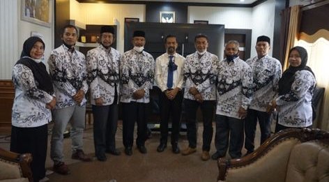 Bertemu dengan Pimpinan DPRA, PGRI Aceh Sampaikan 10 Pernyataan Sikap 1 IMG 20210922 WA0221 1