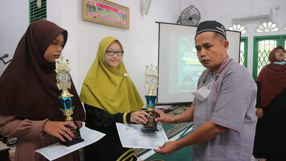 Disdik Dayah Kota : TPQ Hidayatul Ulum layak dijadikan role model bagi TPQ Se-Kota Banda Aceh 1 FB IMG 1638763916382