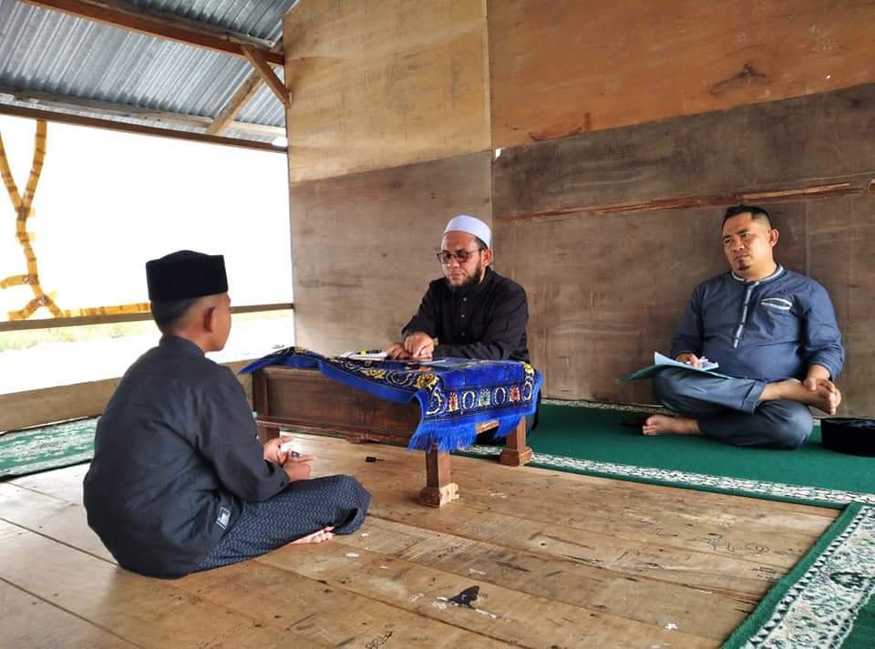 Balai Angin Dayah Mishrul Huda Malikussaleh, Lantunan Ayat suci bergema