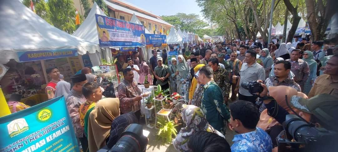 SMK-PP Negeri Saree Ikuti Bazar Launching BLUD SMK Se-Aceh, Ini Produk Unggulannya