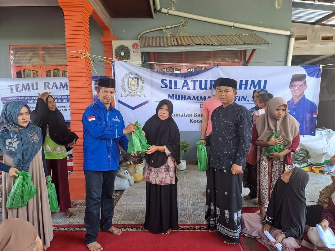 Temu Ramah dengan Konstituen, Muhammad Arifin Bagikan 1200 Paket Ramadan