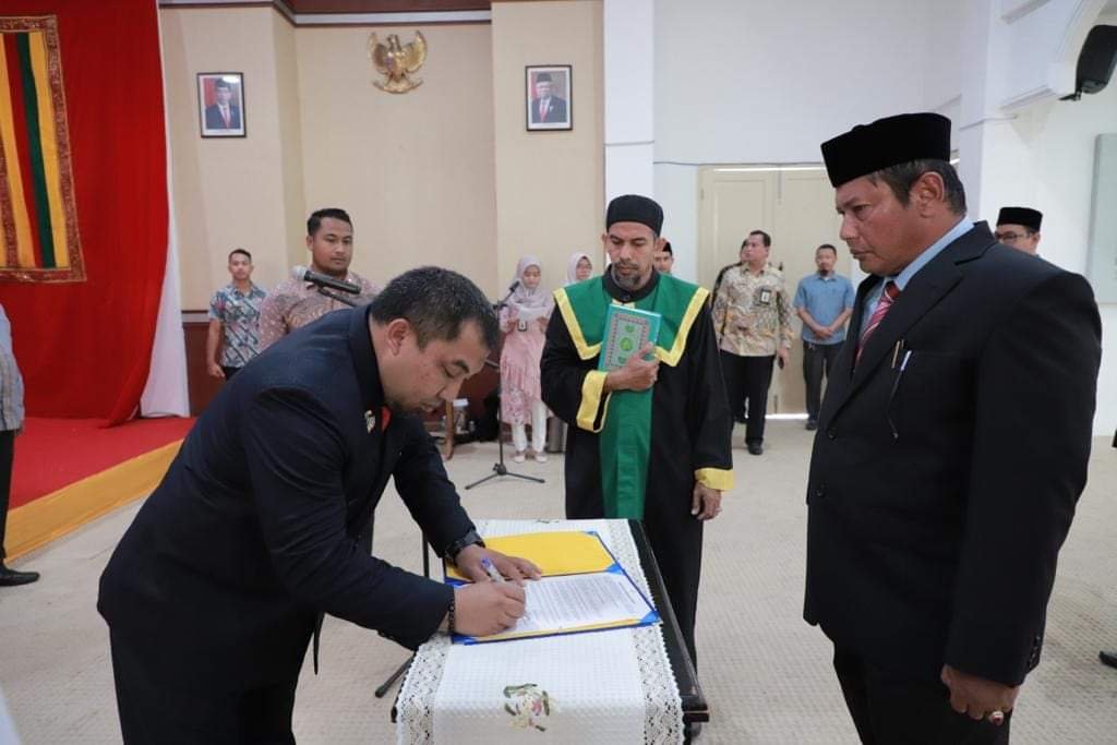 Pj Bupati Muhammad Iswanto Rotasi Lima Kadis di Aceh Besar, Ini Namanya