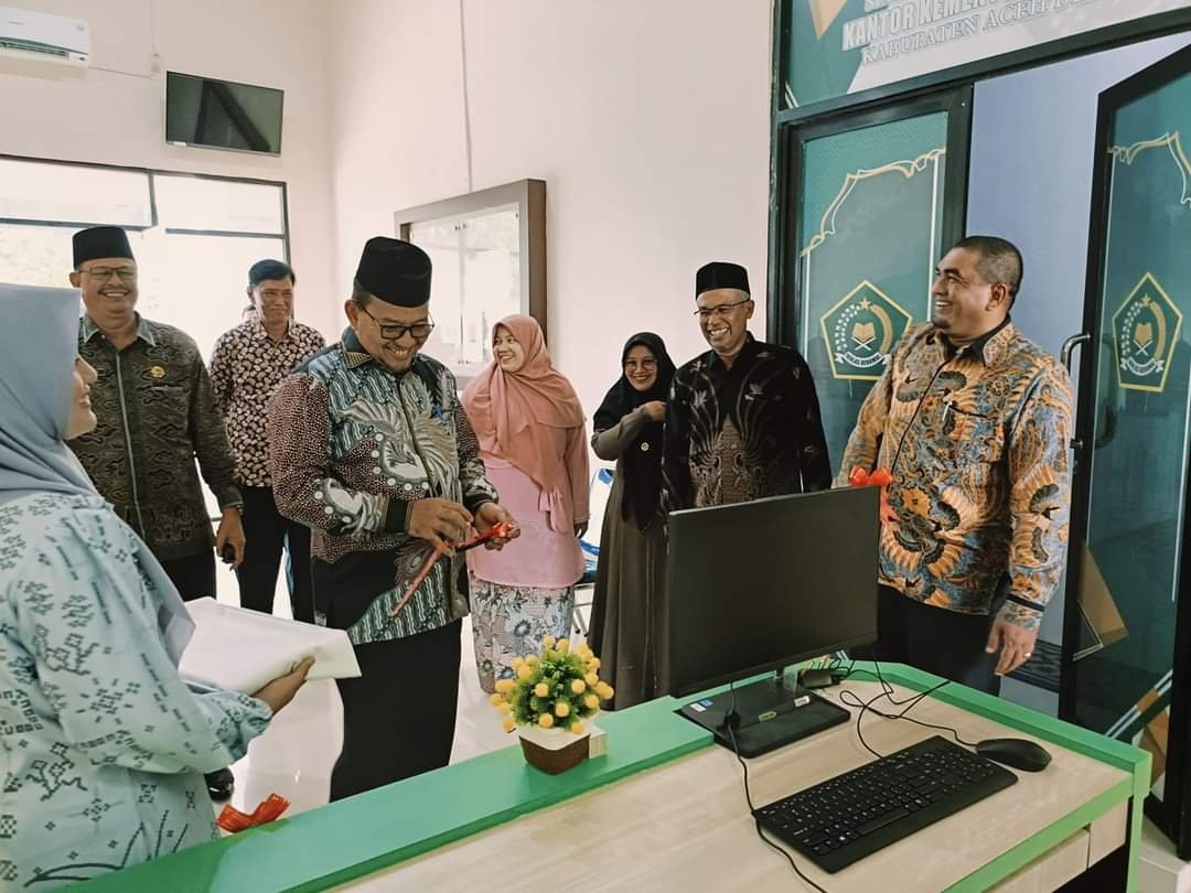 Dihadiri Kakanwil Kemenag Aceh, Layanan Informasi Digital Kemenag Aceh Besar Diluncurkan