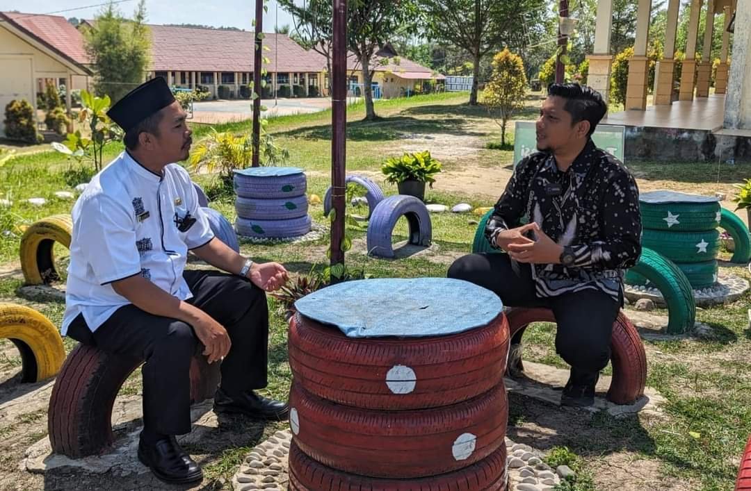 ISBI Aceh Take Podcast di Taman Literasi SMKN 8 Lhokseumawe, Kepala Sekolah Ajak Siswa Jadikan Buku Jendela Dunia
