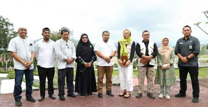 Penjabat Bupati Aceh Besar Terima Kunjungan Pengurus Muslim Aid United Kingdom dan YKMI