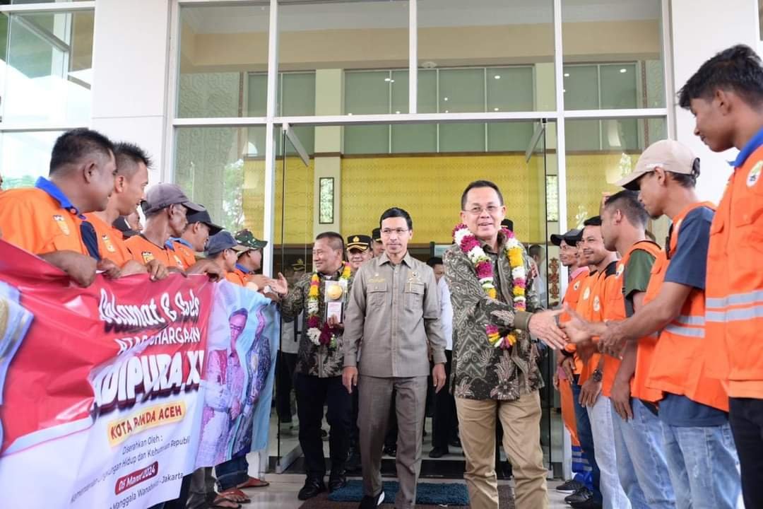 Kota Banda Aceh Raih Piala Adipura, Ketua DPRK Apresiasi Pasukan Orange