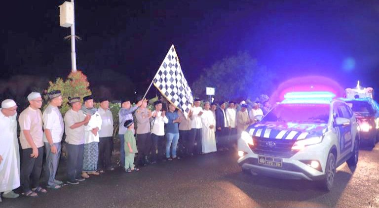 Penjabat Bupati Aceh Besar bersama Forkopimda Lepas Pawai Takbir Keliling