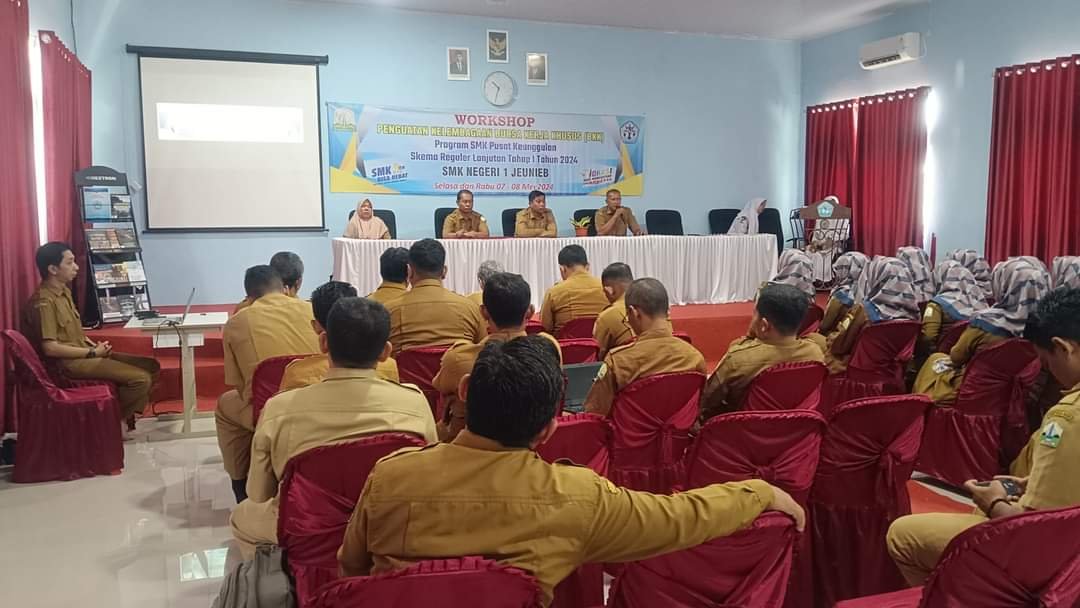SMKN 1 Jeunieb Gelar Workshop Penguatan Kelembagaan BKK