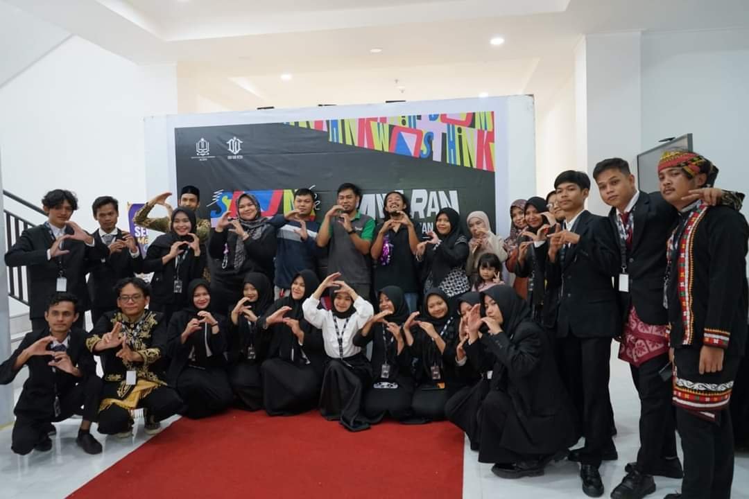 20 Mahasiswa DKV ISBI Aceh Pamerkan Karya Masterpiece di SUMTHINK