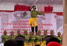 Dosen ISBI Aceh Latih Warga Binaan Rutan Jantho Lewat Tari Likok Pulo untuk Peringatan HUT ke-80 RI