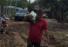 Korban Banjir di Bireuen Mulai Bersihkan Rumah
