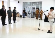 Kukuhkan Kembali Tiga Pejabat, Bupati Aceh Besar Tekankan Tanggung Jawab dan Kekompakan Aparatur