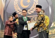 Dr. Syaifullah Muhammad Raih KAHMI Award 2026 atas Dedikasi Hilirisasi Industri Nilam Aceh