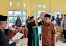 Camat Peukan Bada Lantik Imum Mukim Gurah Periode 2026-2032