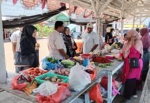 Tim DPMG Aceh Tinjau BUMG Leu Ue, Verifikasi Calon Penerima Bantuan Zakat dan Infak Produktif