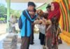 67 Siswa Baru SMAN 1 Madat Dapat Pakaian Sekolah Gratis