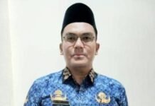 Mantan Kepala SMKN Taman Fajar Nakhodai SMKN 1 Idi