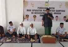 Camat Darul Imarah Gelar Pengajian Rutin Aparatur Gampong