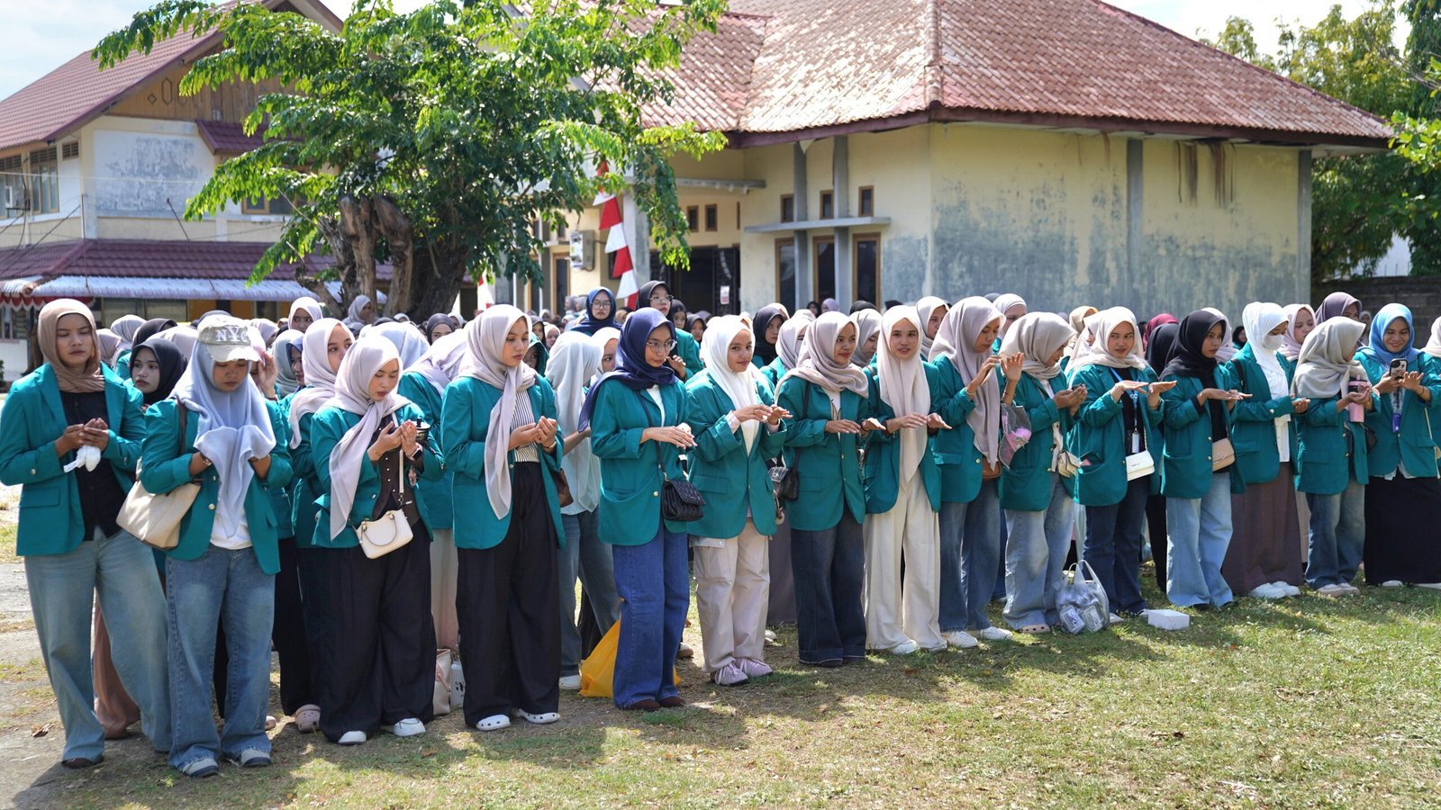 Unaya Serahkan 512 Mahasiswa KKN ke Kecamatan Peukan Bada 1 DSC03652 scaled