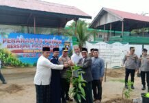 Kapolda Aceh Ruddi Tanam Pohon di Dayah Mini Aceh, Ajak Masyarakat Peduli Lingkungan Melalui Green Policing